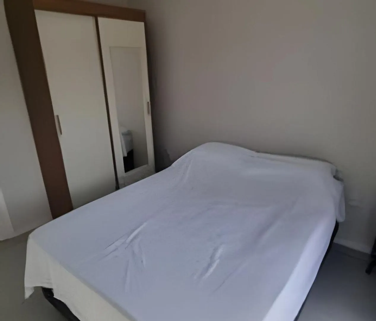 Quartos Confortaveis Em Casa Compartilhada - 5 Min Aeroporto Internacional Florianópolis Appartamento