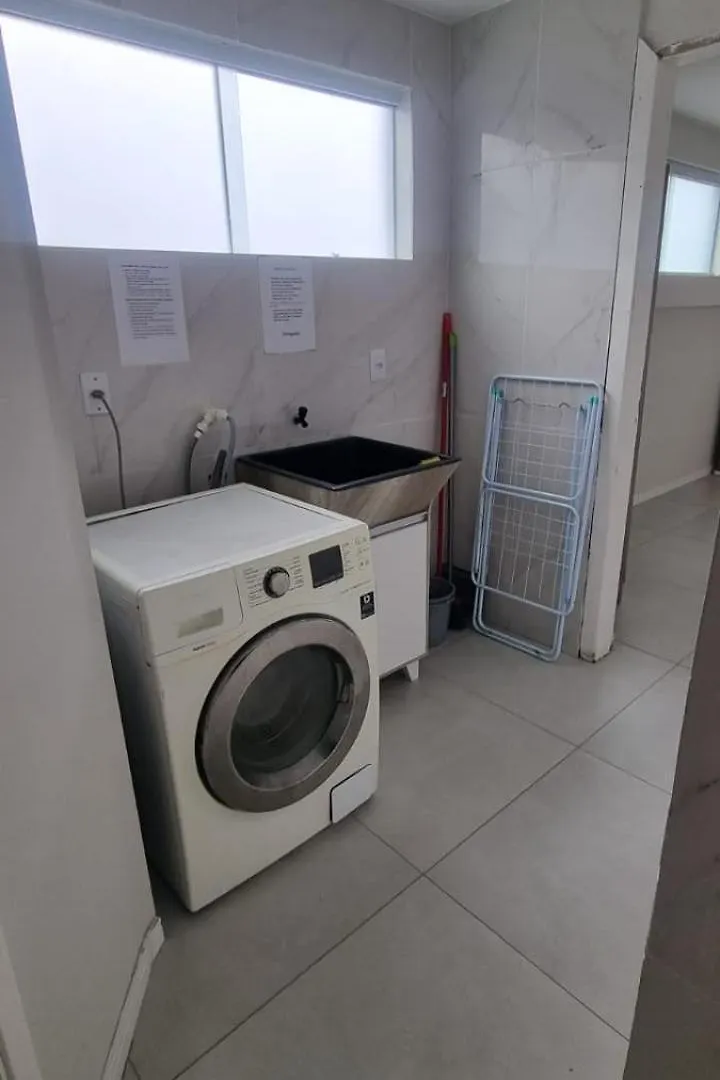 Appartamento Quartos Confortaveis Em Casa Compartilhada - 5 Min Aeroporto Internacional Florianópolis